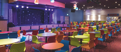 Live lounge entertainment at Cala Gran